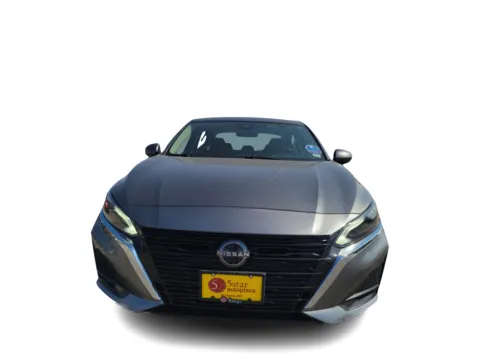 Photos of 2023 Nissan Altima 2.5 SV Sedan for sale in St. Louis, MO at 5 Star Auto Plaza - St. Louis