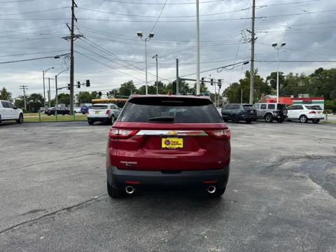 More photos of 2021 Chevrolet Traverse FWD 4dr LT Cloth w/1LT at 5 Star Auto Plaza - St. Louis, MO