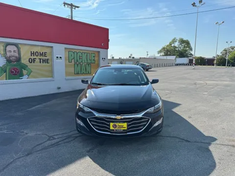 Photos of 2022 Chevrolet Malibu 4dr Sdn LT for sale in St. Louis, MO at 5 Star Auto Plaza - St. Louis