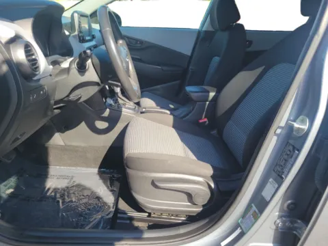 Silver 2021 Hyundai Kona SEL Auto AWD for sale in St. Louis, MO