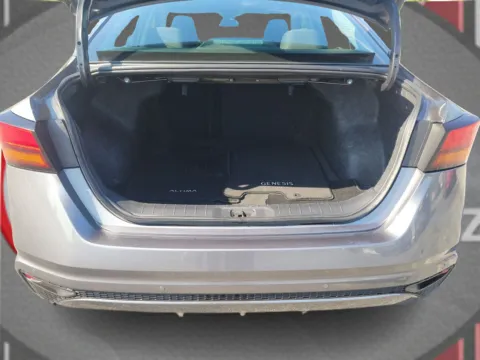 More photos of 2023 Nissan Altima 2.5 SV Sedan at 5 Star Auto Plaza - St. Louis, MO