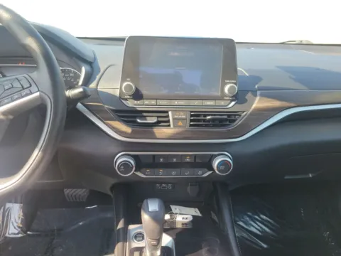 More photos of 2023 Nissan Altima 2.5 SV Sedan at 5 Star Auto Plaza - St. Louis, MO