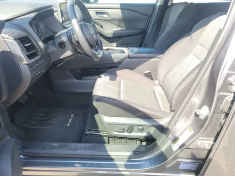 Gray 2024 Nissan Rogue FWD SV for sale in St. Louis, MO