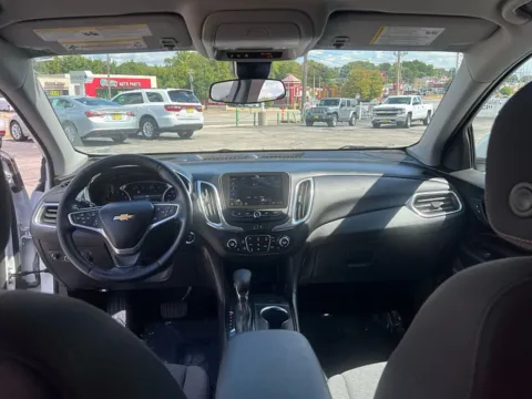 More photos of 2023 Chevrolet Equinox FWD 4dr LT w/1LT at 5 Star Auto Plaza - St. Louis, MO