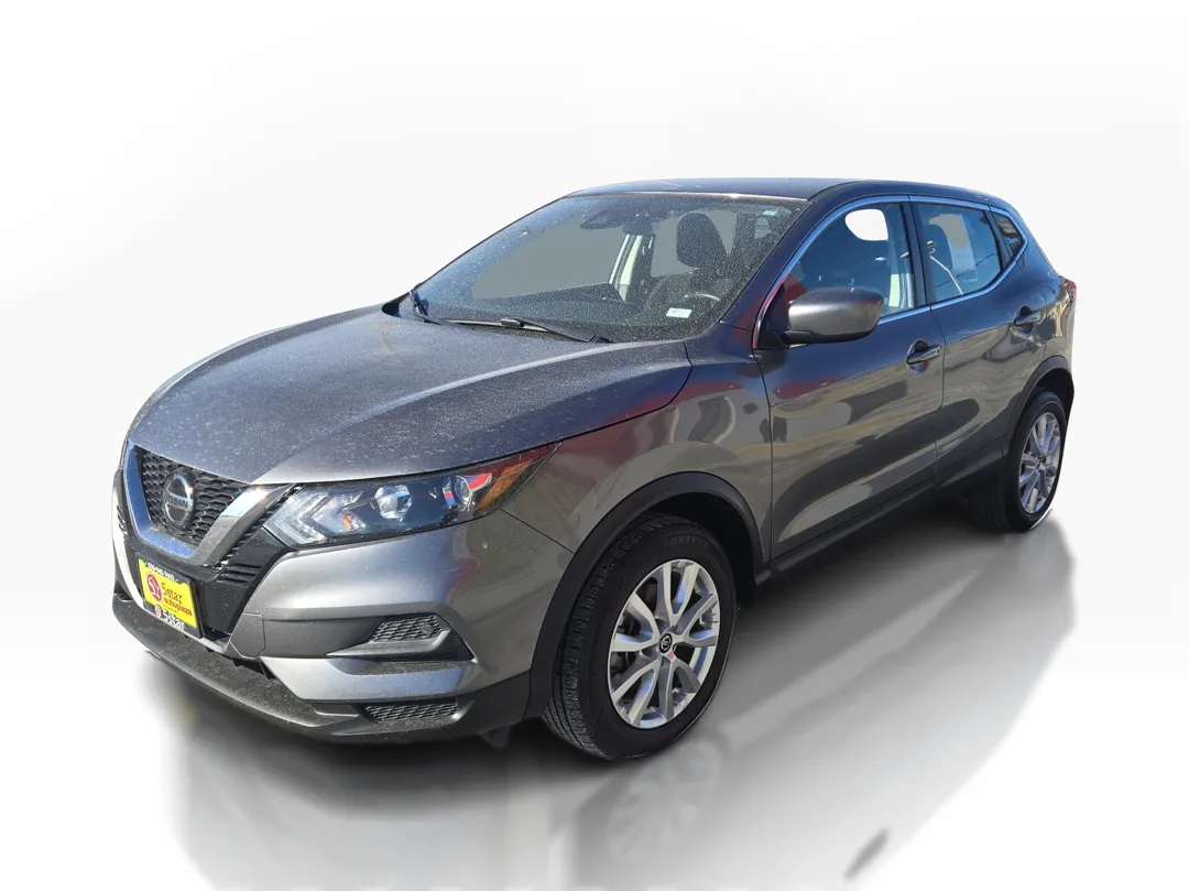 2021 Nissan Rogue Sport S's photo