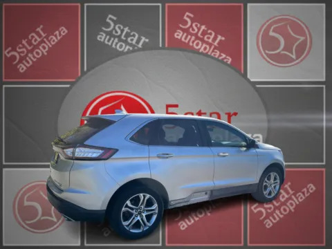 More photos of 2018 Ford Edge 4d SUV AWD Titanium V6 at 5 Star Auto Plaza - St. Louis, MO