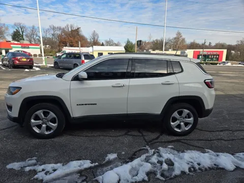 More photos of 2021 Jeep Compass Latitude 4x4 at 5 Star Auto Plaza - St. Louis, MO