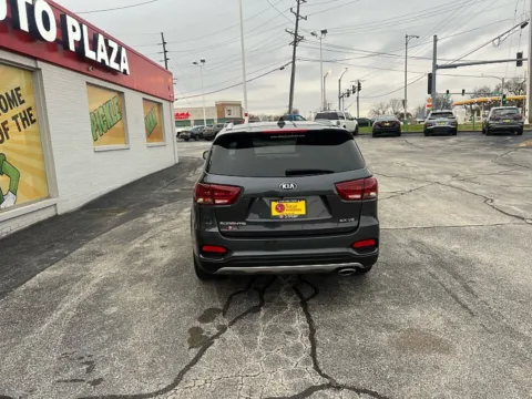 More photos of 2019 Kia Sorento 4d SUV FWD EX at 5 Star Auto Plaza - St. Louis, MO