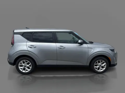 More photos of 2024 Kia Soul LX IVT at 5 Star Auto Plaza - St. Louis, MO