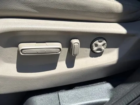 More photos of 2018 Honda Odyssey Elite at El Cajon Preowned, CA