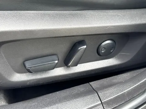 More photos of 2023 Mitsubishi Outlander SE at El Cajon Preowned, CA
