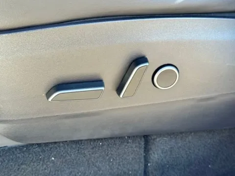 More photos of 2022 Tesla Model Y Long Range at El Cajon Preowned, CA