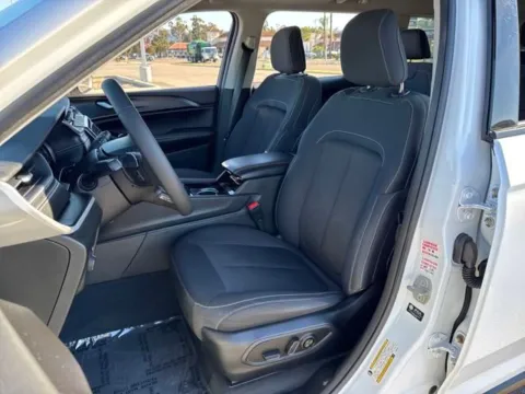 More photos of 2023 Jeep Grand Cherokee L Laredo at El Cajon Preowned, CA