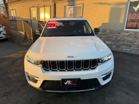 More photos of 2022 JEEP GRAND CHEROKEE LIMITED-4WD at Ride Time Auto Finance Merrillville, IN