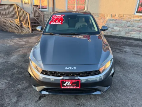 More photos of 2022 KIA FORTE FE at Ride Time Auto Finance Merrillville, IN