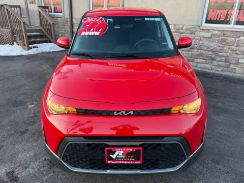 More photos of 2024 KIA SOUL LX at Ride Time Auto Finance Merrillville, IN