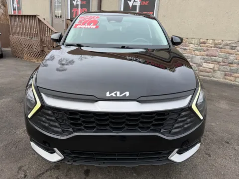 More photos of 2023 KIA SPORTAGE LX at Ride Time Auto Finance Merrillville, IN