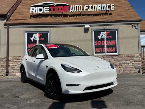 White 2022 TESLA MODEL Y LONG RANGE-AWD for sale in Merrillville, IN