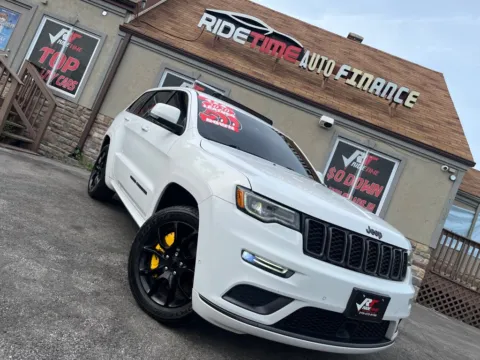 Another view of 2020 JEEP GRAND CHEROKEE HIGHALTITUDE V8 - 4X4 for sale in Merrillville, IN at Ride Time Auto Finance Merrillville