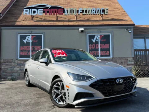 Silver 2023 HYUNDAI SONATA SEL for sale in Merrillville, IN