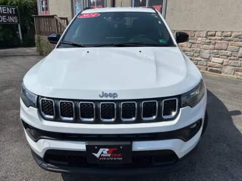More photos of 2024 JEEP COMPASS LATITUDE - 4X4 at Ride Time Auto Finance Merrillville, IN