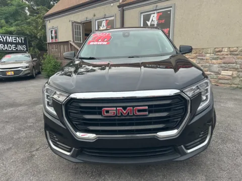 More photos of 2023 GMC TERRAIN SLE at Ride Time Auto Finance Merrillville, IN