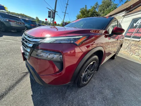 More photos of 2024 NISSAN ROGUE SV at Ride Time Auto Finance Merrillville, IN