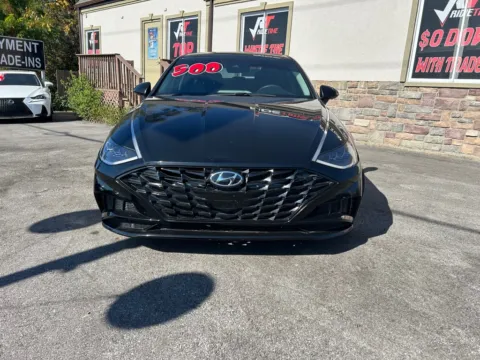 More photos of 2023 HYUNDAI SONATA SEL at Ride Time Auto Finance Merrillville, IN