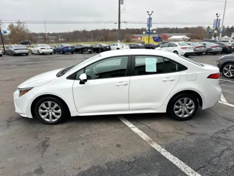 More photos of 2024 TOYOTA COROLLA LE at Pro Auto Finance, IN