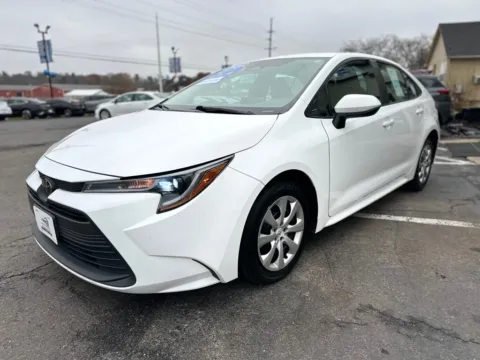 More photos of 2024 TOYOTA COROLLA LE at Pro Auto Finance, IN