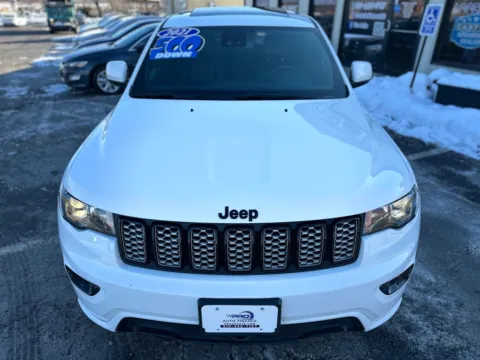 More photos of 2021 JEEP GRAND CHEROKEE LAREDO X at Pro Auto Finance, IN