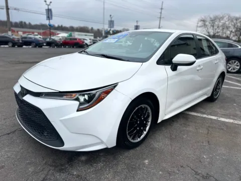 More photos of 2021 TOYOTA COROLLA LE at Pro Auto Finance, IN