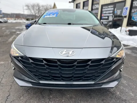 Another view of 2021 HYUNDAI ELANTRA SEL for sale in Crown Point, IN at Pro Auto Finance