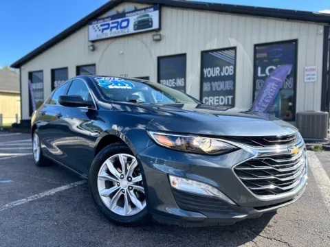 Gray 2019 CHEVROLET MALIBU LT for sale in Crown Point, IN