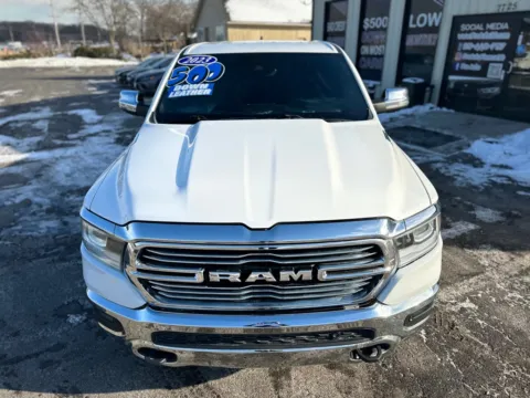 More photos of 2023 RAM 1500 LARAMIE at Pro Auto Finance, IN