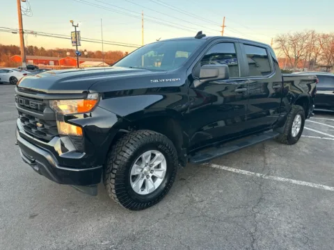 More photos of 2023 CHEVROLET SILVERADO 1500 WORK TRUCK at Pro Auto Finance, IN