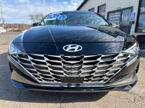 Another view of 2022 HYUNDAI ELANTRA LIMITED for sale in Crown Point, IN at Pro Auto Finance