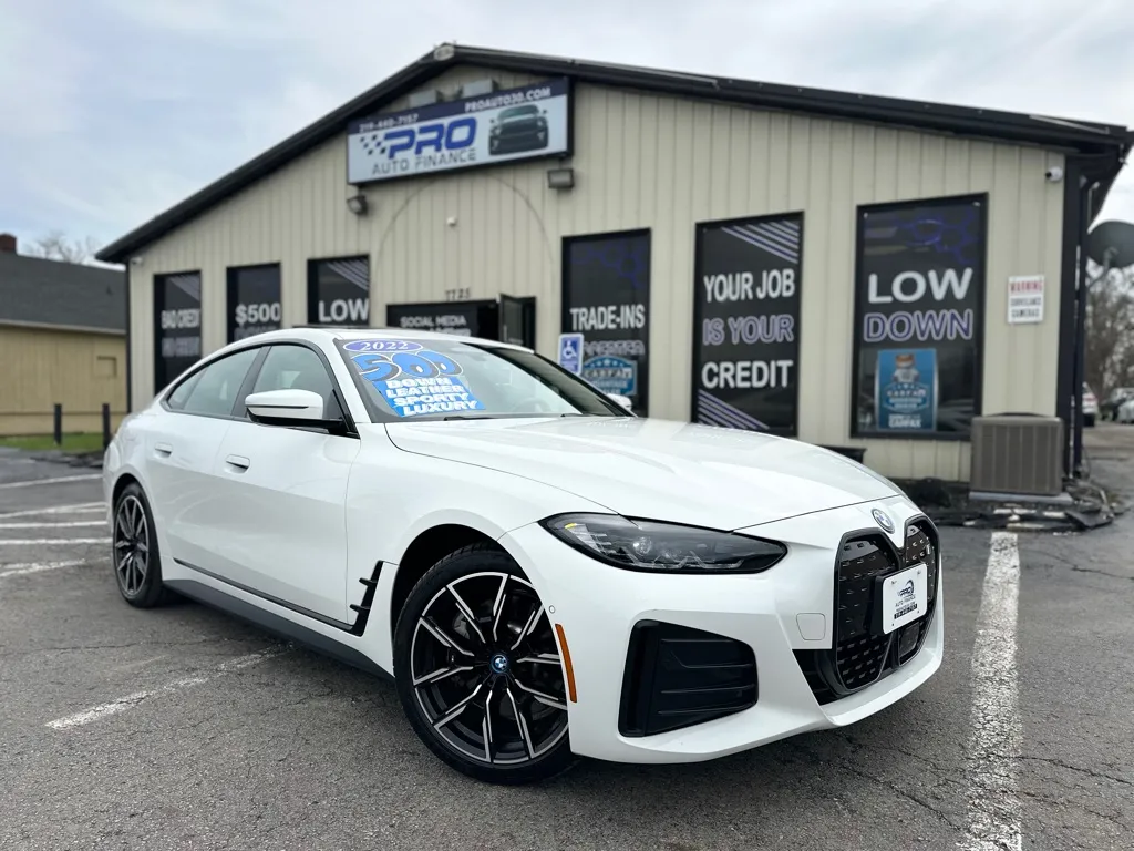 White 2022 BMW I4 EDRIVE40 GRAN COUPE for sale in Crown Point, IN