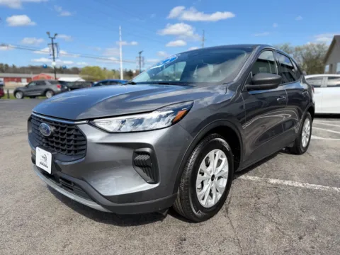 More photos of 2025 FORD ESCAPE ACTIVE at Pro Auto Finance, IN