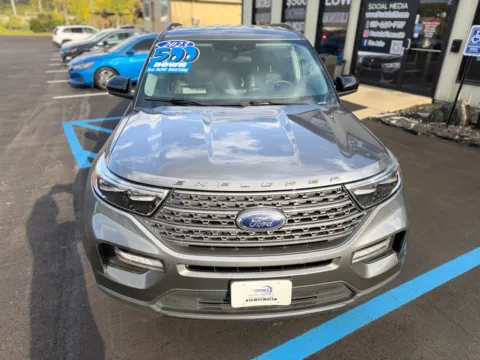 More photos of 2023 FORD EXPLORER XLT at Pro Auto Finance, IN