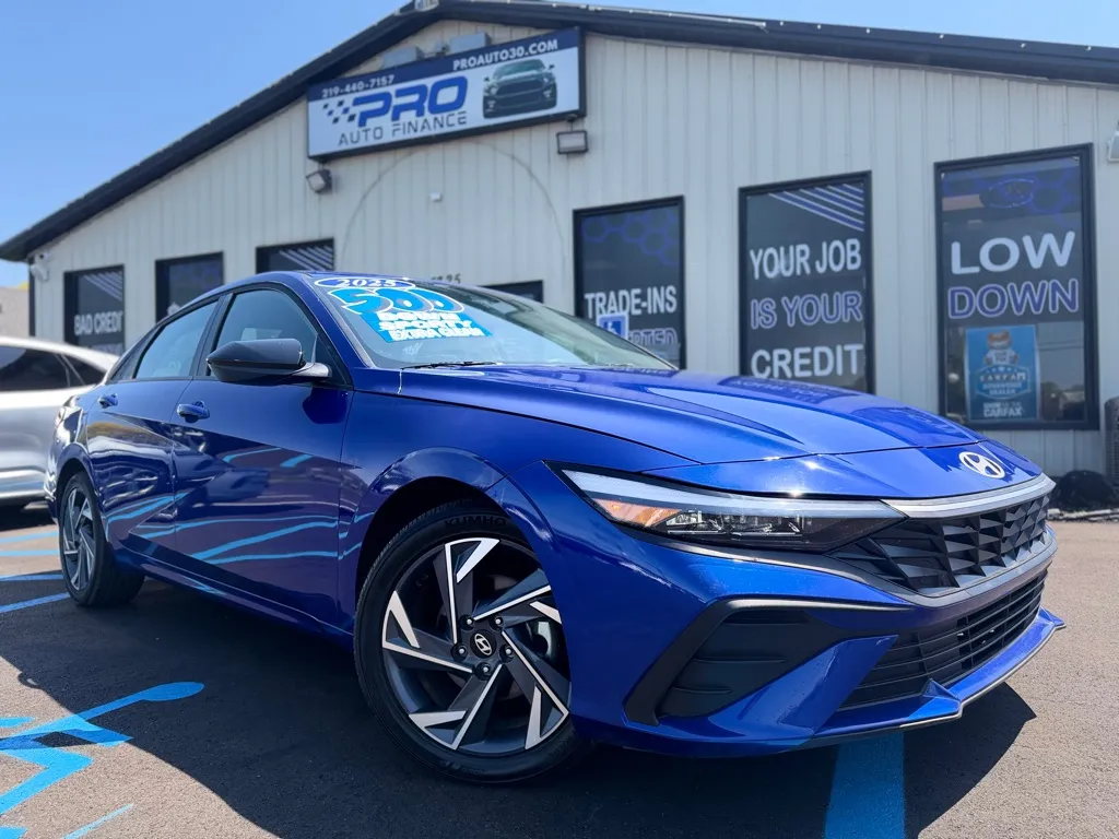 Blue 2025 HYUNDAI ELANTRA SEL SPORT for sale in Crown Point, IN