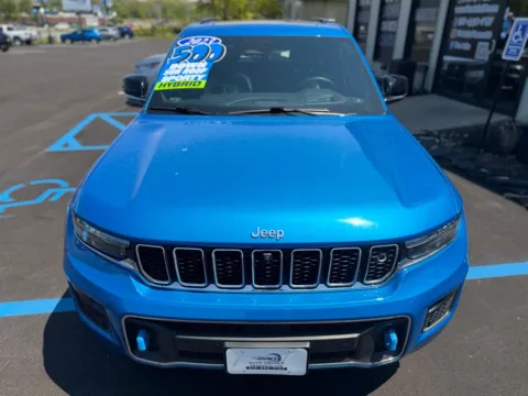 More photos of 2023 JEEP GRAND CHEROKEE OVERLAND 4XE at Pro Auto Finance, IN
