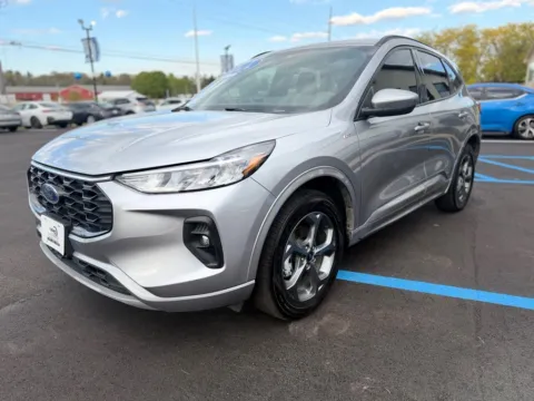 More photos of 2024 FORD ESCAPE HYBRID ST-LINE SELECT at Pro Auto Finance, IN