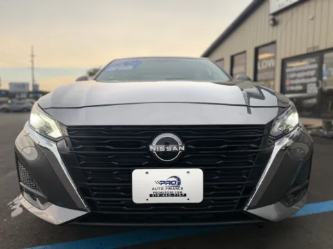 More photos of 2023 NISSAN ALTIMA 2.5 SV at Pro Auto Finance, IN