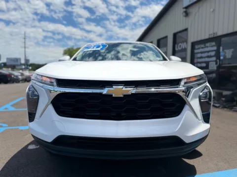 More photos of 2025 CHEVROLET TRAX LS at Pro Auto Finance, IN