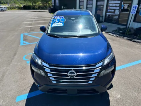 More photos of 2025 NISSAN ROGUE SV at Pro Auto Finance, IN