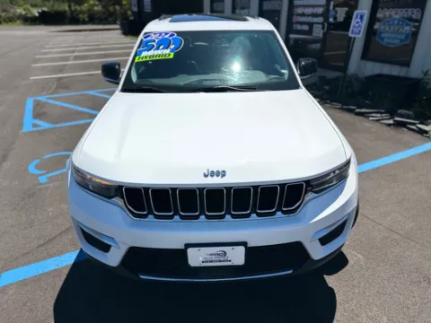 More photos of 2024 JEEP GRAND CHEROKEE 4XE at Pro Auto Finance, IN