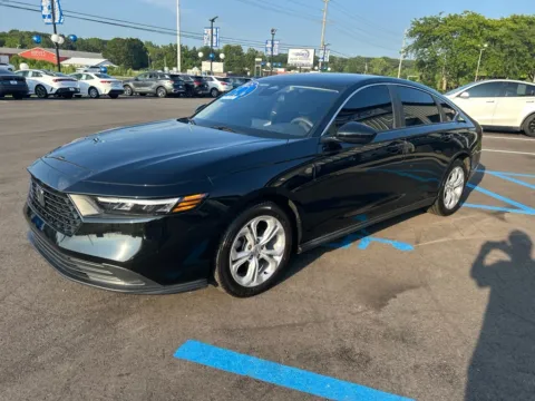 More photos of 2025 HONDA ACCORD LX at Pro Auto Finance, IN