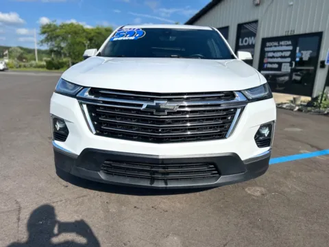 Another view of 2023 CHEVROLET TRAVERSE LT CLOTH for sale in Crown Point, IN at Pro Auto Finance