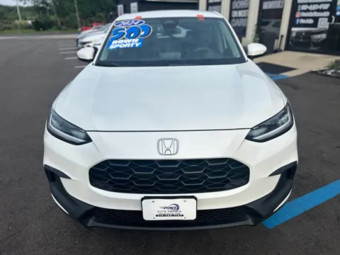 More photos of 2024 HONDA HR-V LX at Pro Auto Finance, IN
